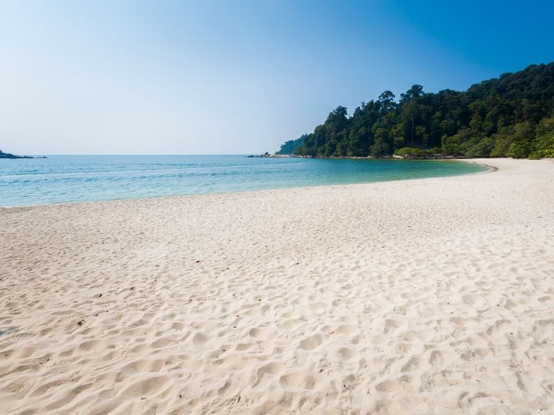 teluk chempedak beachc near kuantan