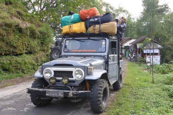Four Wheel Adventure in Naran