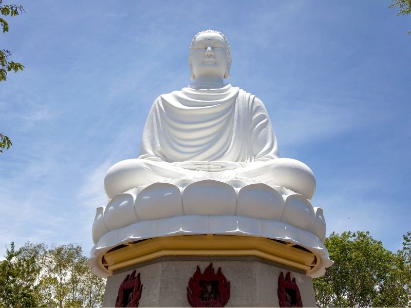 Buddha Statue in Nha Trang Attractions