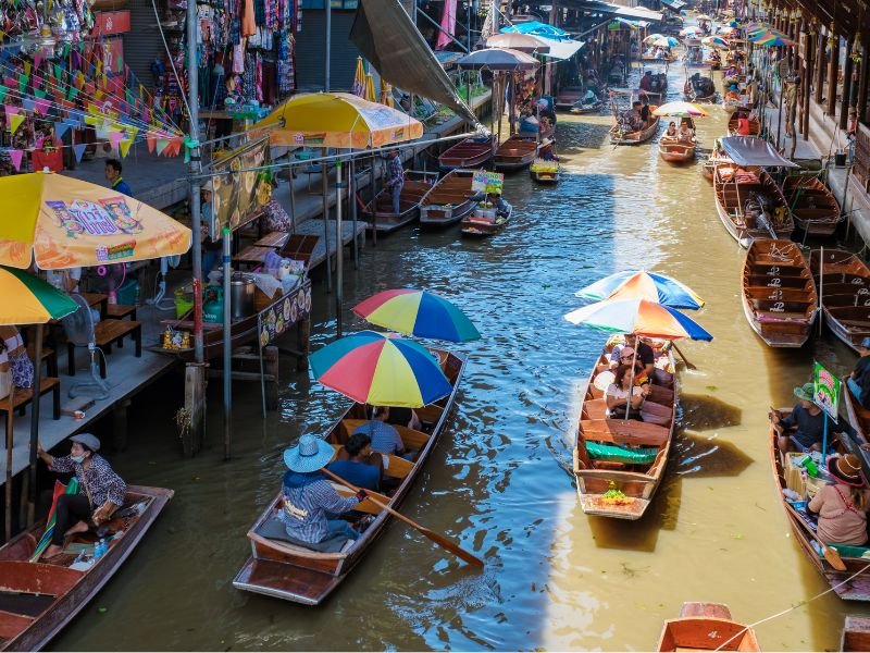 Floating markets in Bangkok