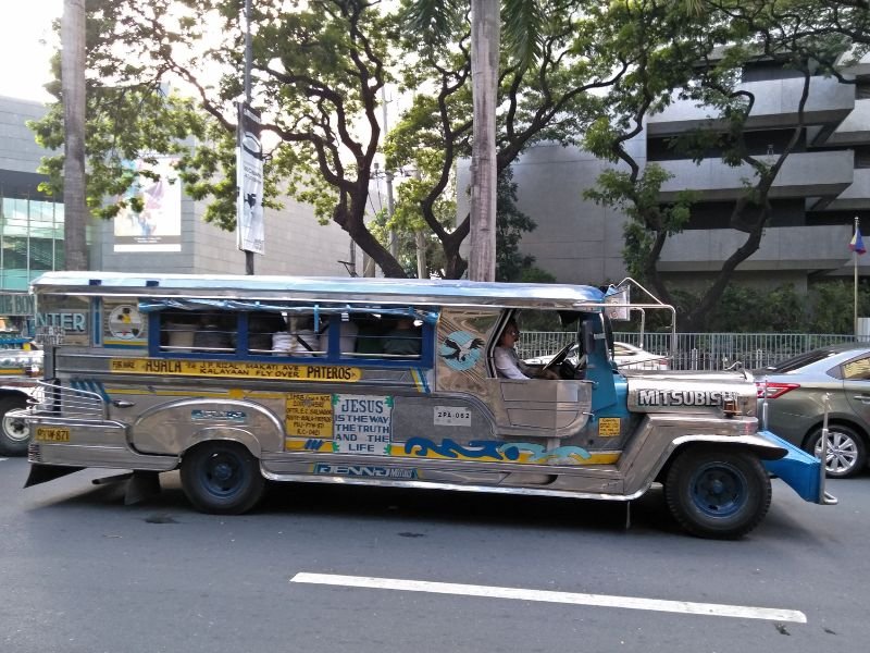 jeepney 